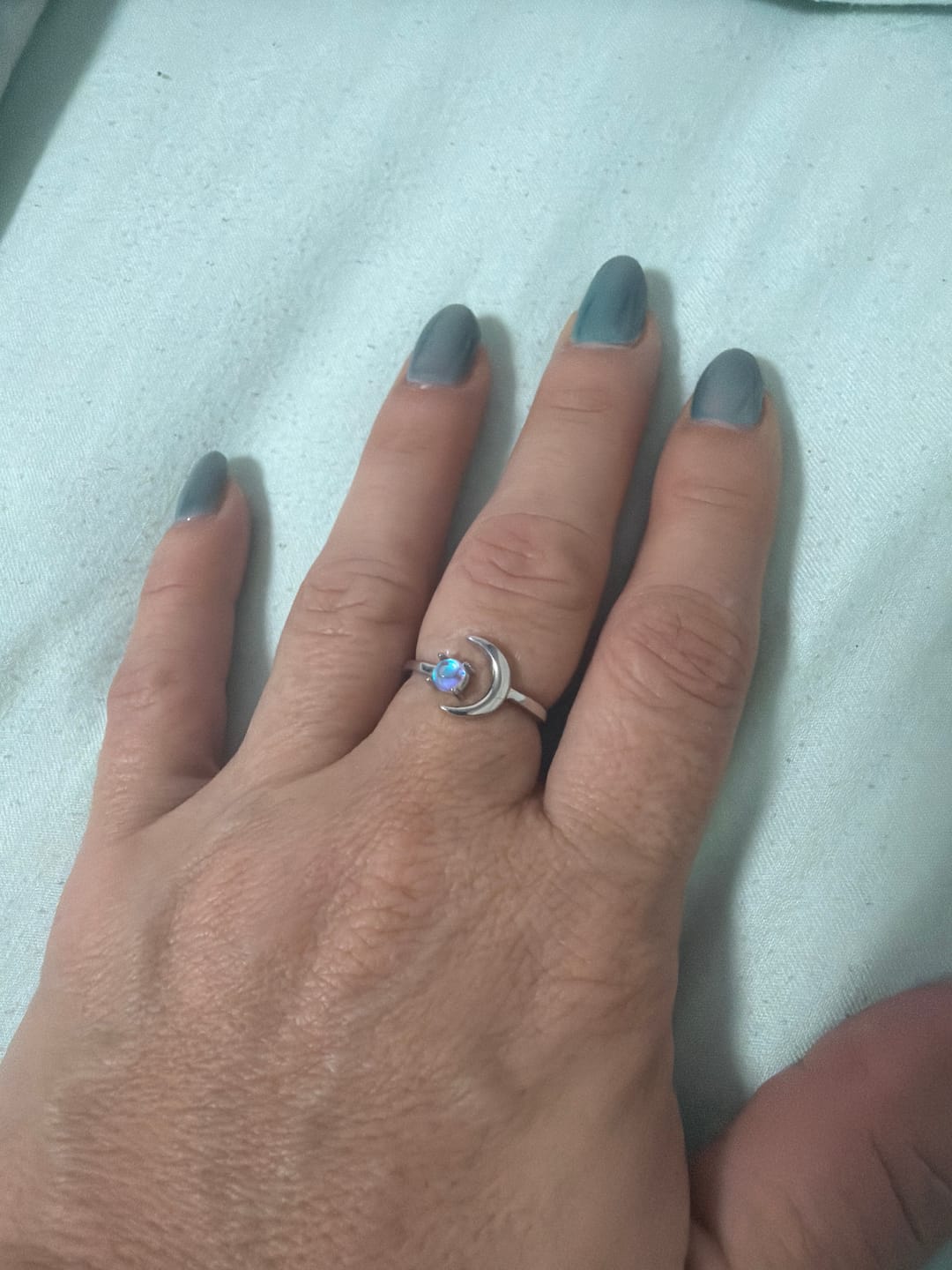 Customer photo review of Anillo Luna Menguante