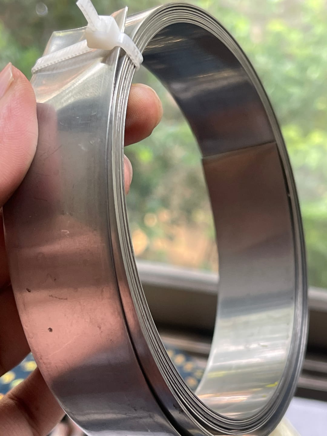Customer photo review of Stainless Steel Metal Strip – Vastu Remedy for Main Entrance & Door Energy Balance | Ideal for Toilets, Thresholds & Long-term Durability | 1 Thickness | 8-100 Ft Lengths