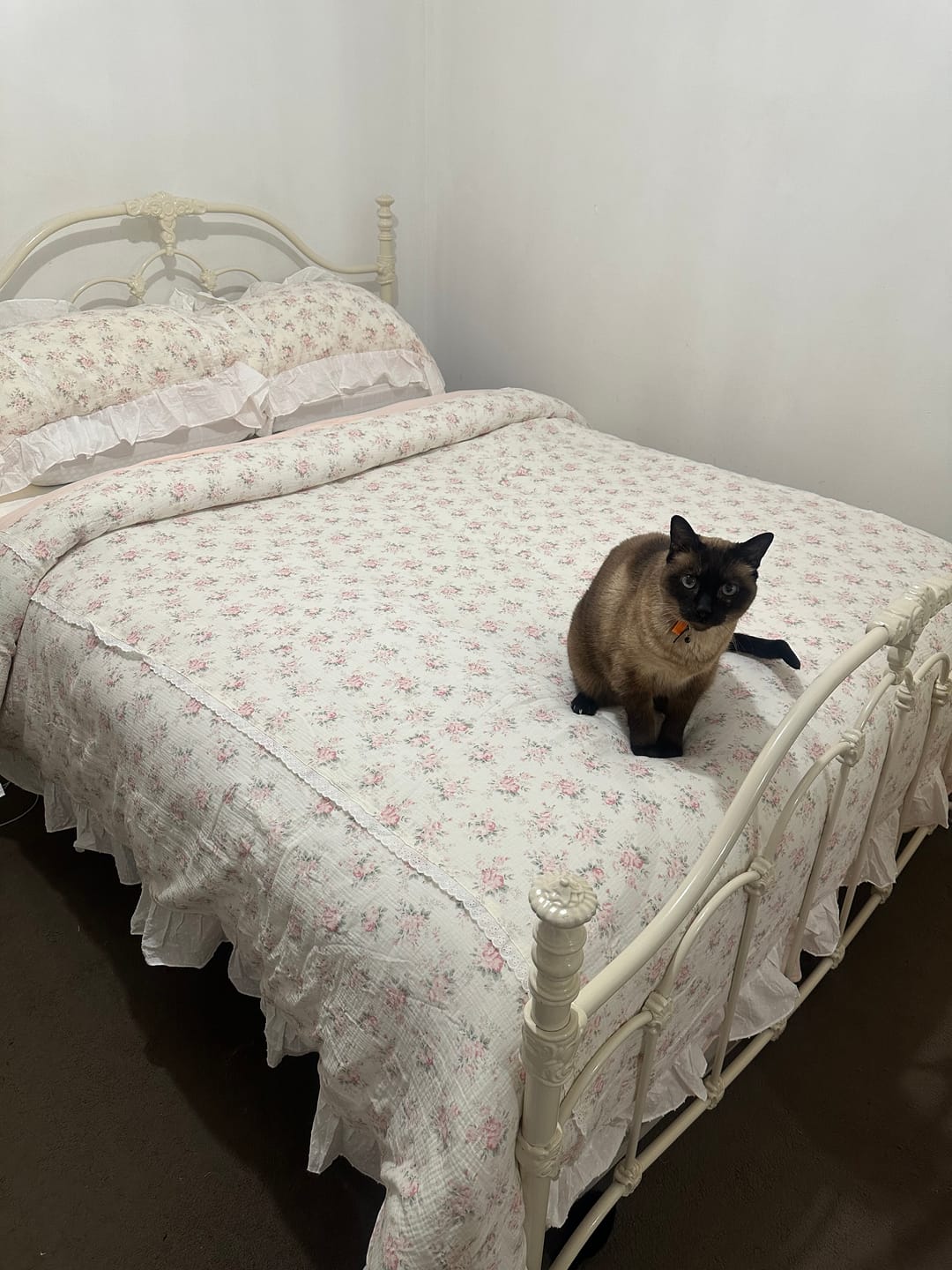 Customer photo review of Soft Blooming Bedding Set
