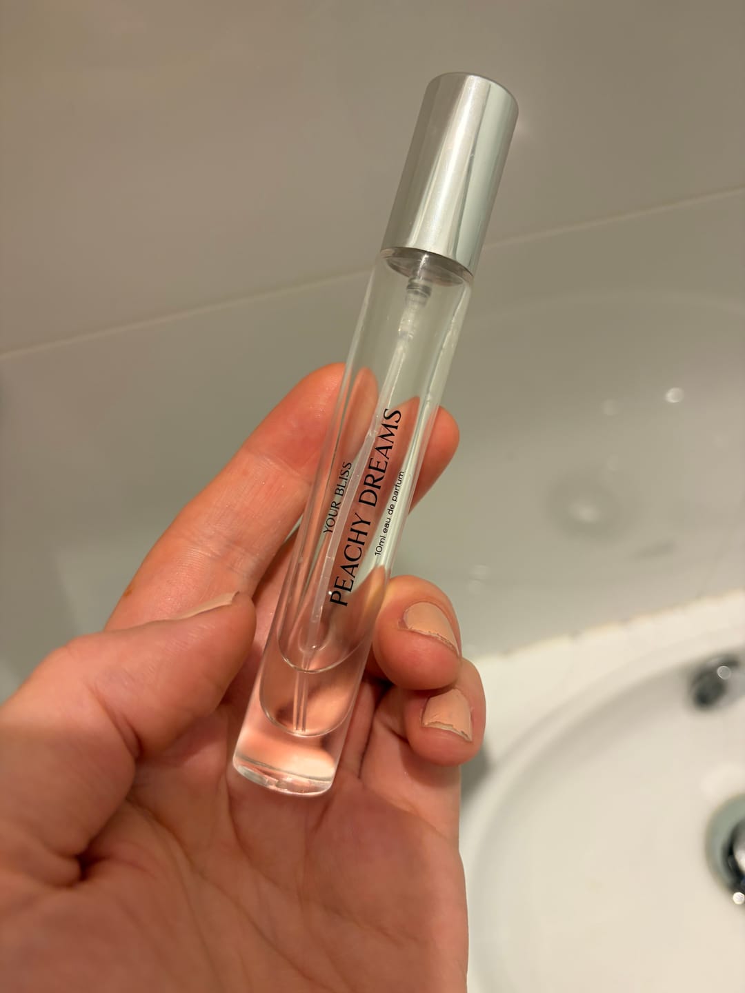 Customer photo review of PEACHY DREAMS 10ML Eau De Parfum