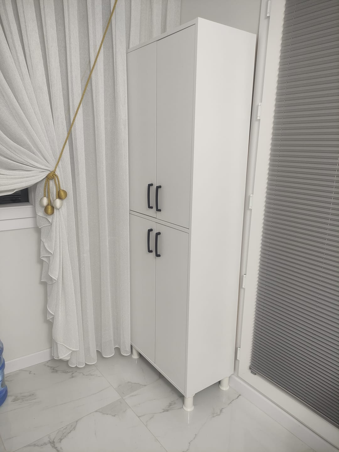 Customer photo review of Rani F1 Çok Amaçlı Dolap 4 Kapaklı 6 Raflı Banyo Kiler Mutfak Dolabı Beyaz M4