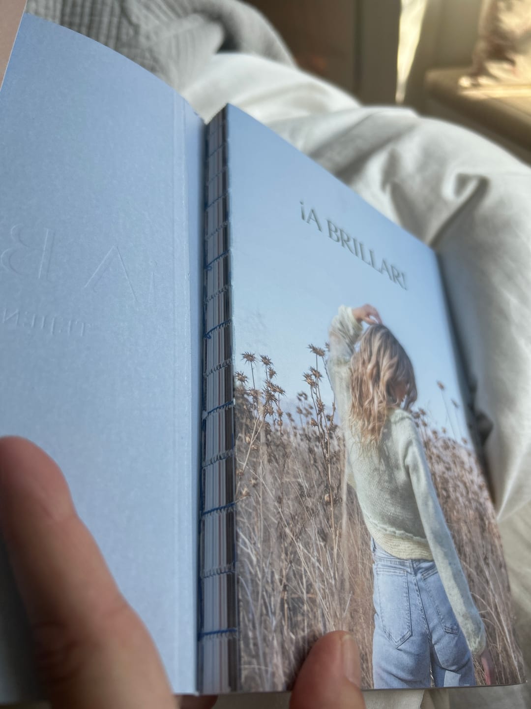 Customer photo review of PREVENTA Libro "¡A Brillar! - Tejiendo con Mostacillas"  Pope Vergara (Inglés o Español)