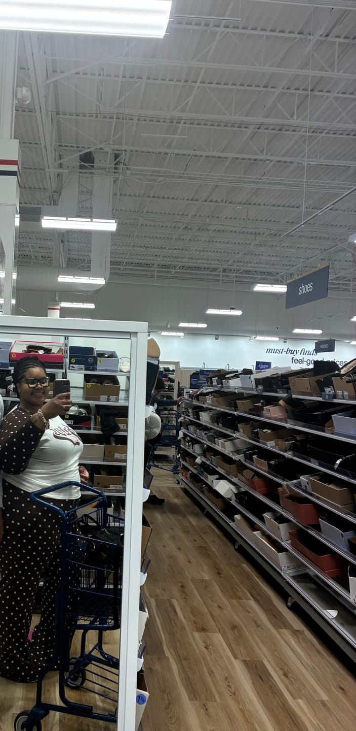 Customer photo review of EVERYDAY PANT