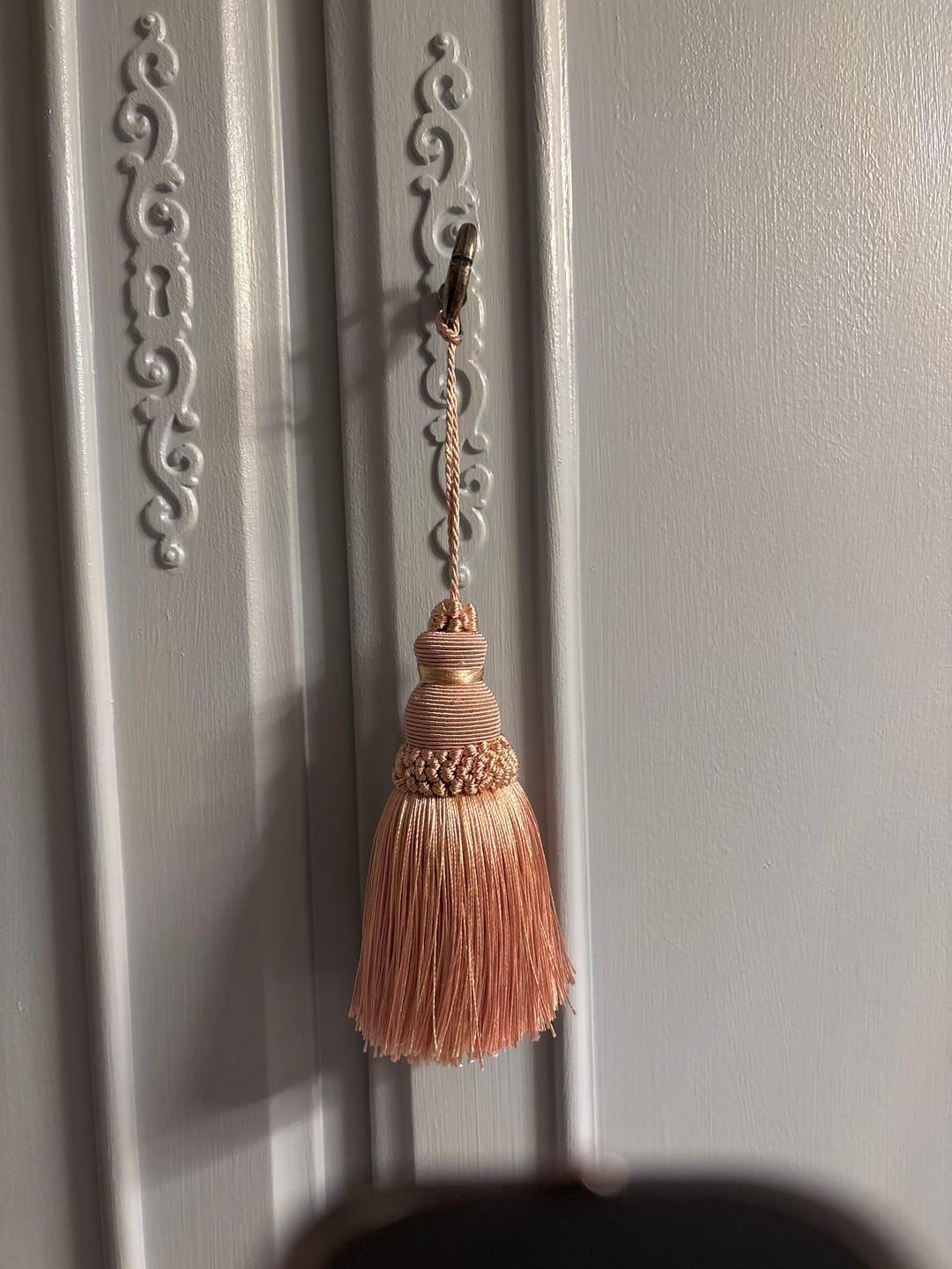Customer photo review of Aura Tassel