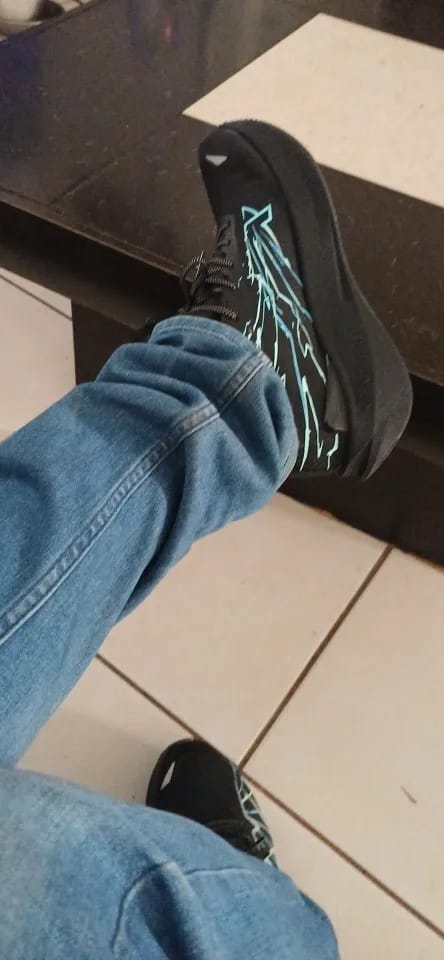 Customer photo review of XTEP 2000km 5.0 Professional Marathon Running Shoes Cushioned Breathable Lightweight Youth Sports Shoes 874119110023