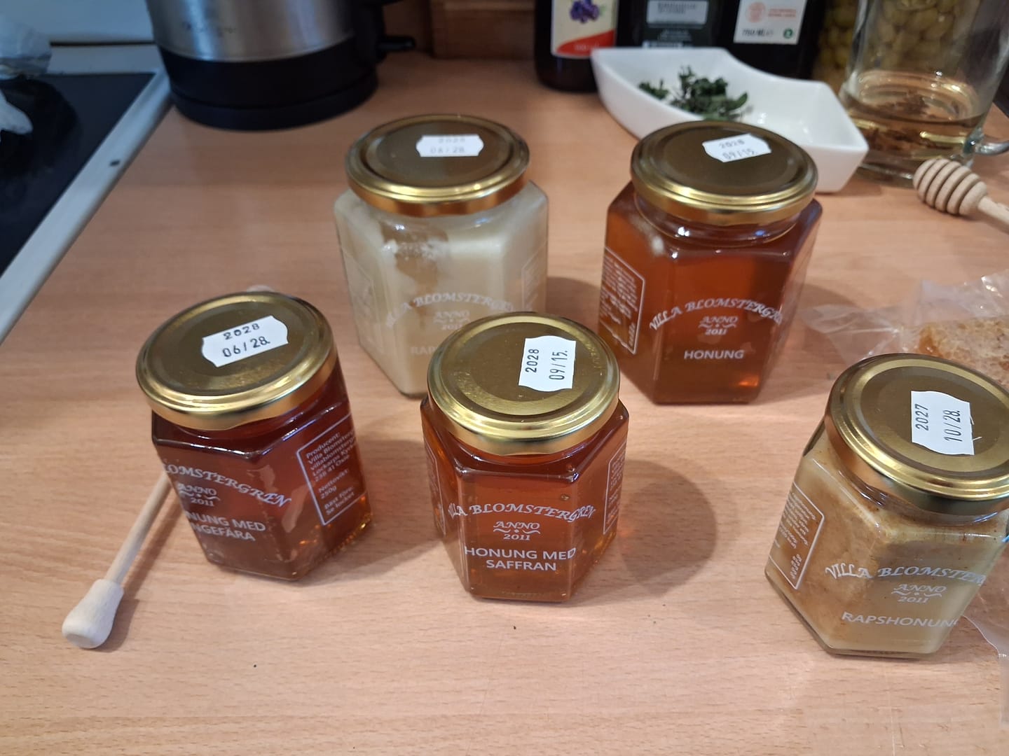 Customer photo review of Vinterns honungspaket – 5 burkar honung + honungsspinne (Fri frakt)