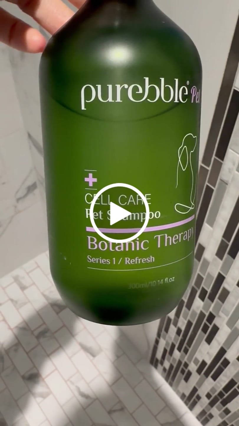 Customer video review of Refresh Pet Botanic Therapy Shampoo