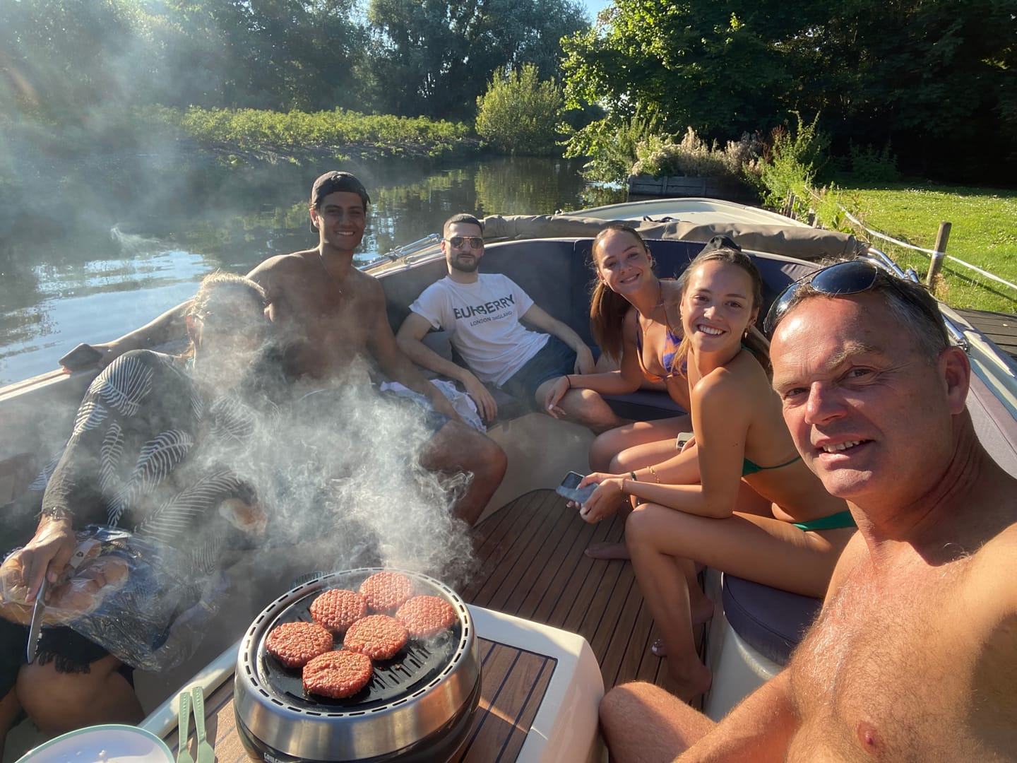 Customer photo review of BBQ2GO met Deksel