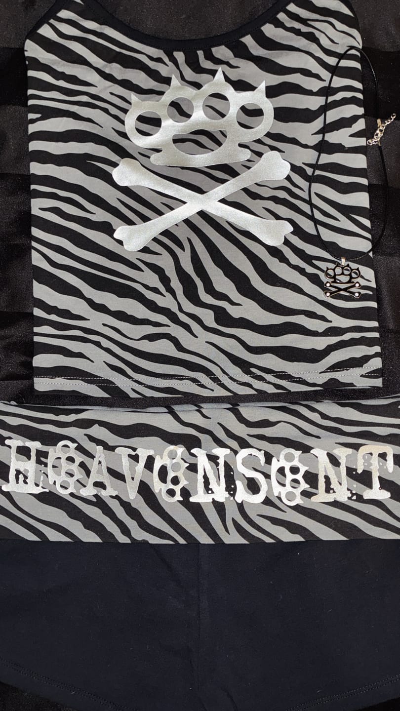 Customer photo review of Infamous Tank