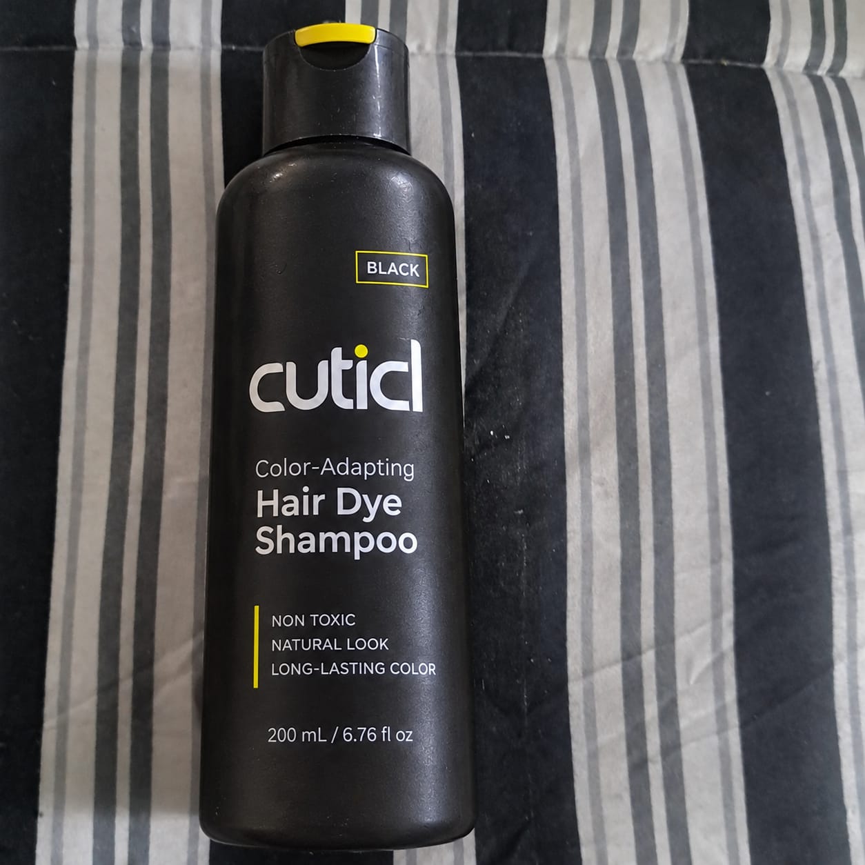 Customer photo review of Color-Adapting Instant Dye Shampoo