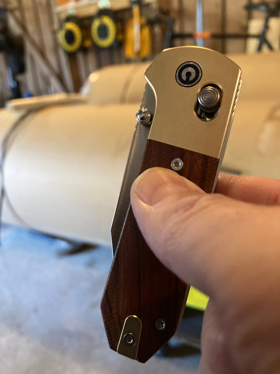 Customer photo review of Civivi Yonder Clip Point, Guibourtia Wood / Stonewashed Brass Bolsters Satin Finished