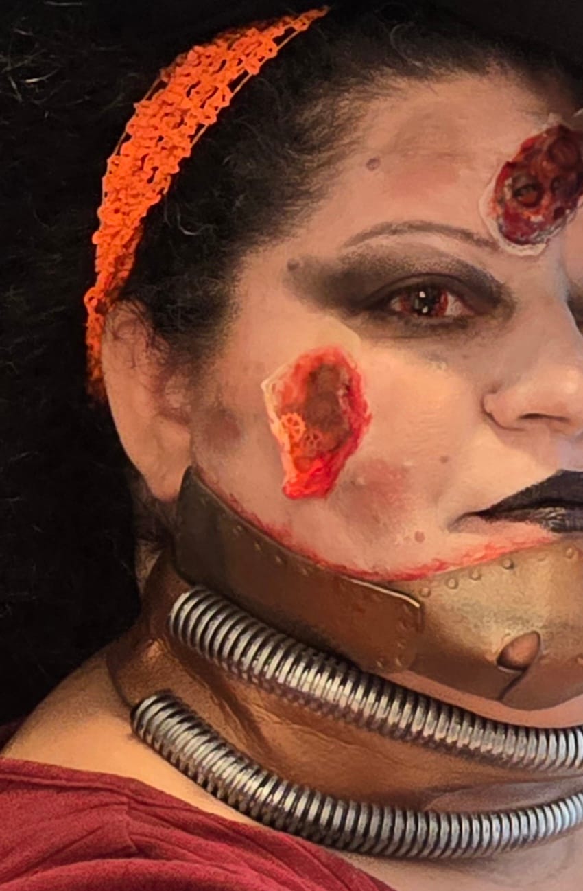 Customer photo review of Halloween Scary Blood Eyes Red Colored Contact Lenses
