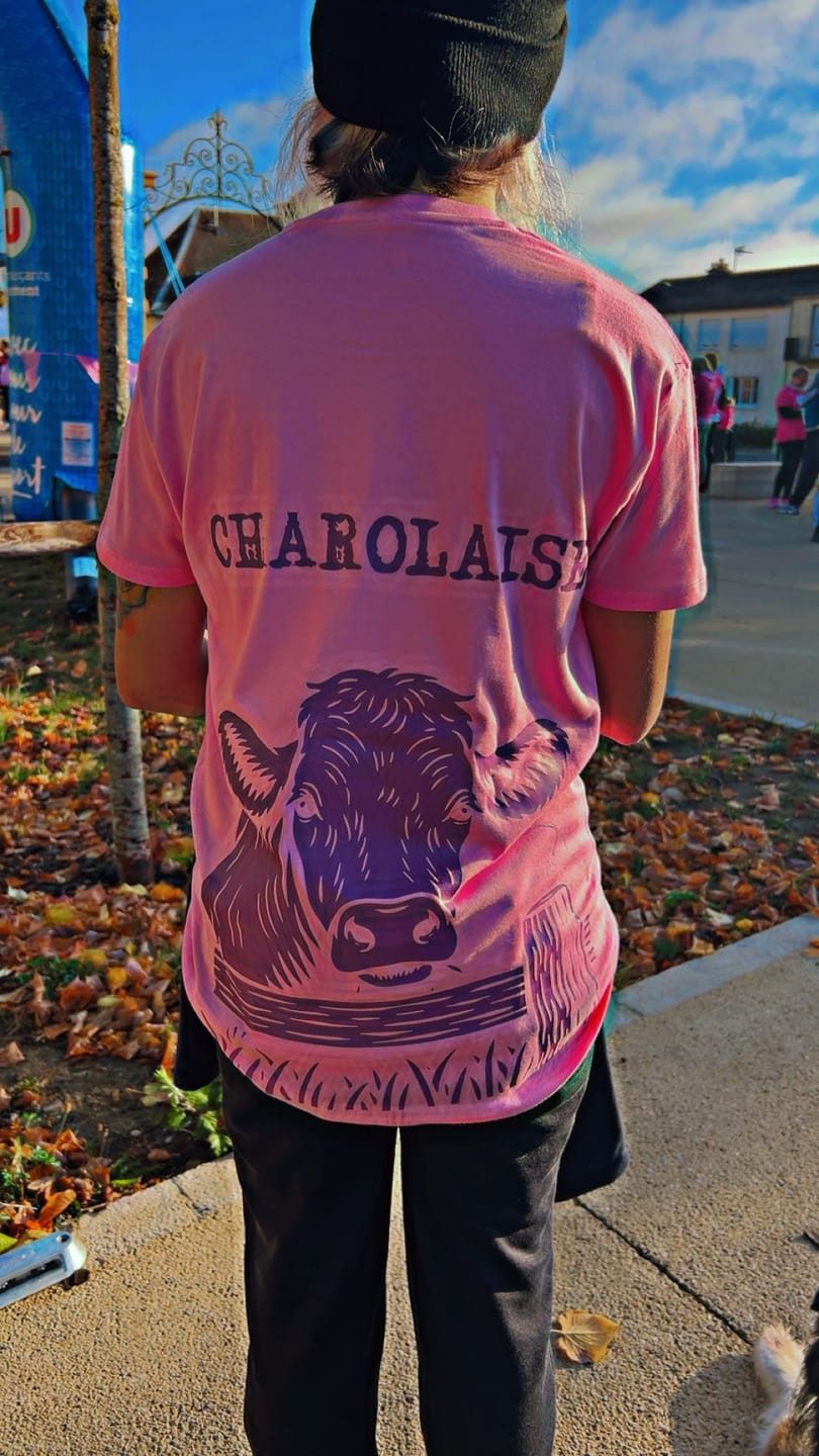 Customer photo review of T-shirt vache rose 🎀