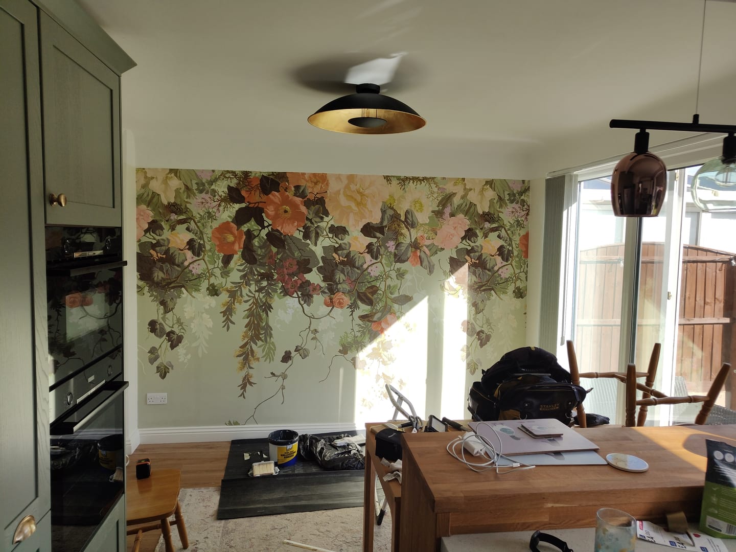 Customer photo review of Fleur Tropical - Vintage Blooming Florals Wallpaper Mural