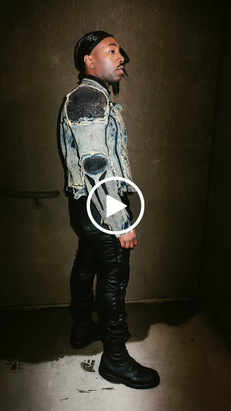 Customer video review of Personsoul Tiger Print Racing Denim Jacket