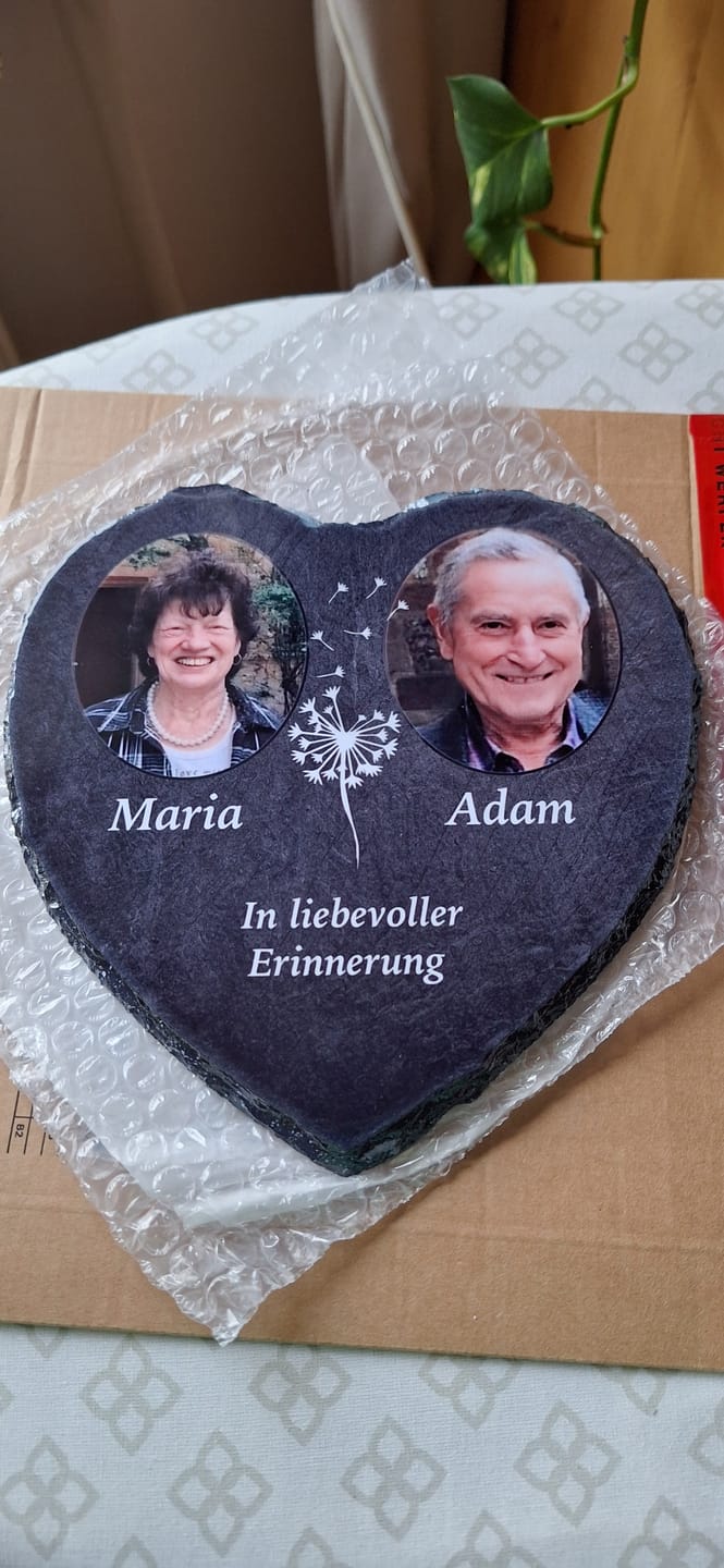 Customer photo review of Unsere Schutzengel - Personalisiertes Trauer Schieferherz für 2 Personen