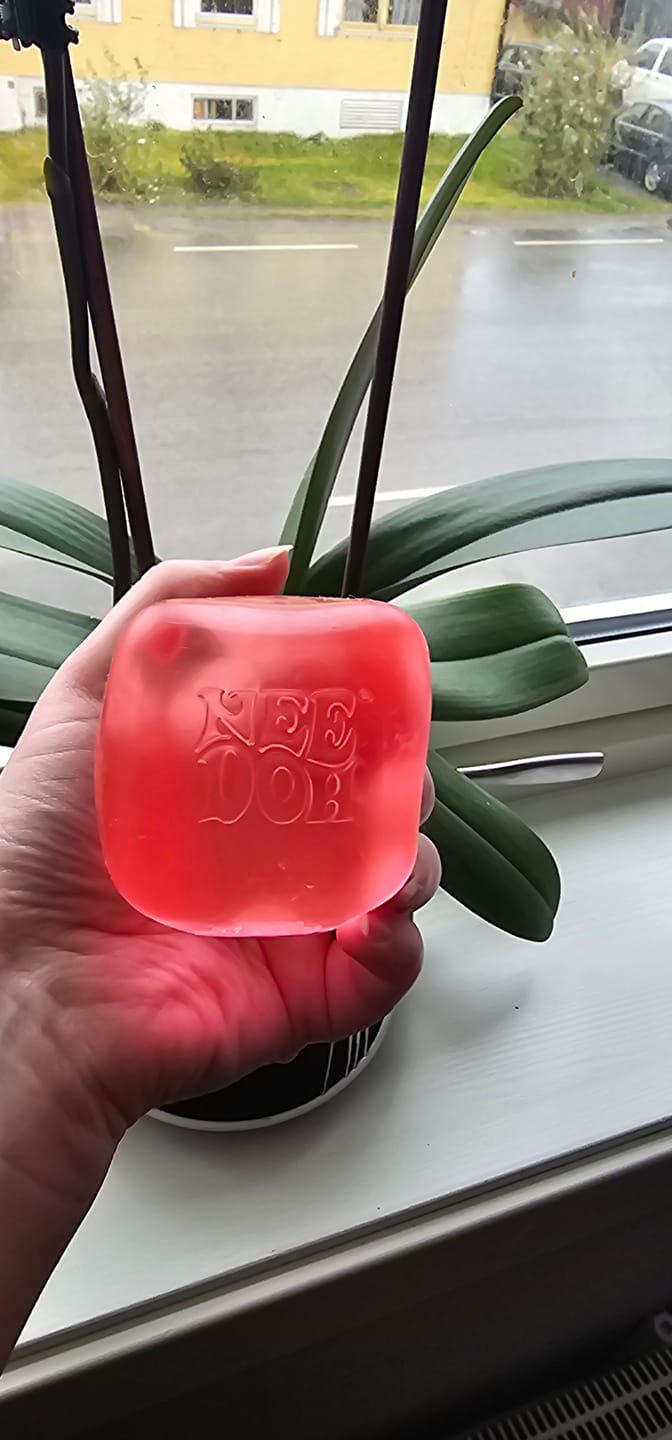 Customer photo review of NeeDoh | Nice Cube | Assortert | ca. 6 cm