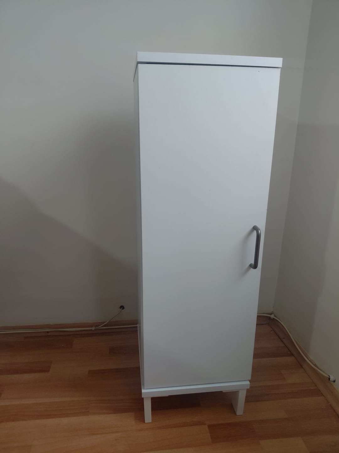 Customer photo review of Rani KC109 Banyo Dolabı Tek Kapaklı 2 Raflı Çok Amaçlı Dolap Beyaz