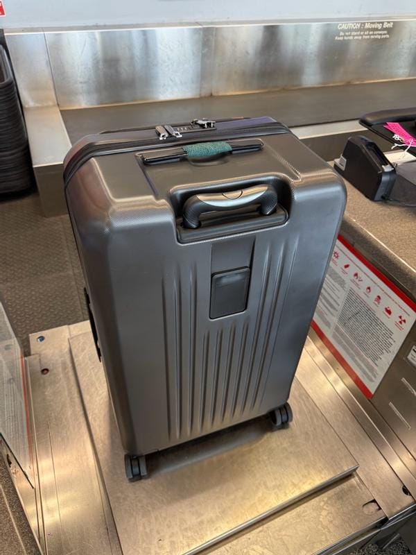 Customer photo review of Montecito 2.0 Hardside Check-in Cargo Trunk, 105 L