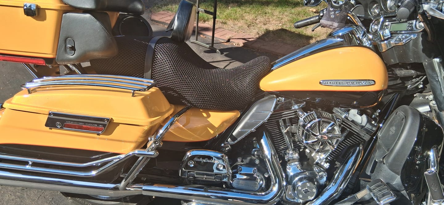 Customer photo review of Wind Rider Seat Cover