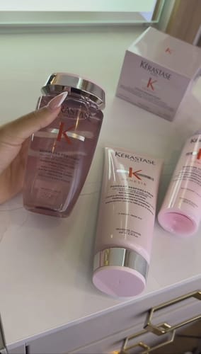 Customer photo review of Kérastase - Chroma Absolu Frizzy Colored Hair Care Set