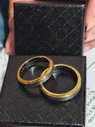 Customer photo review of Ithaki Code Black Wedding Rings