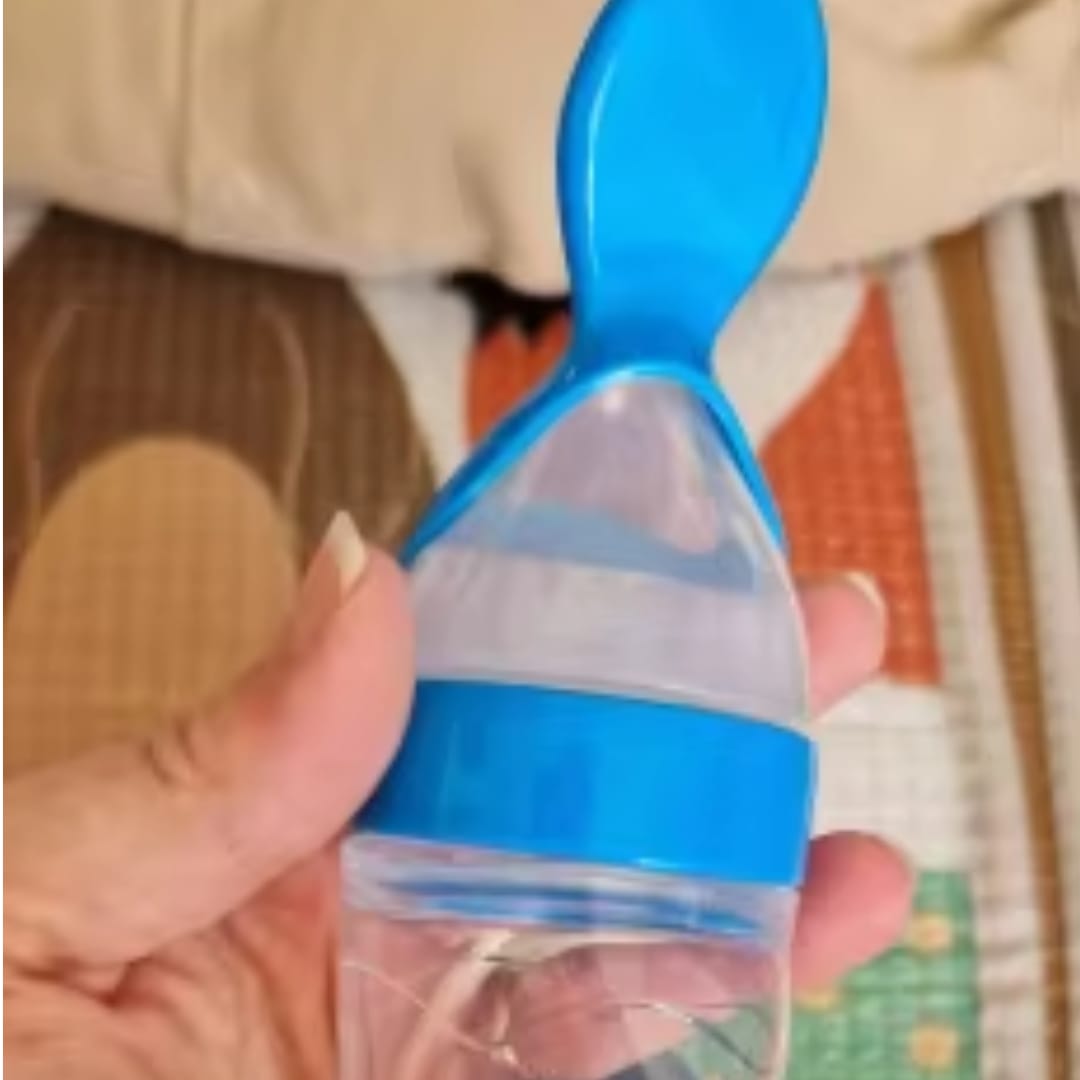 Customer photo review of Biberón cuchara para papillas sin manchas