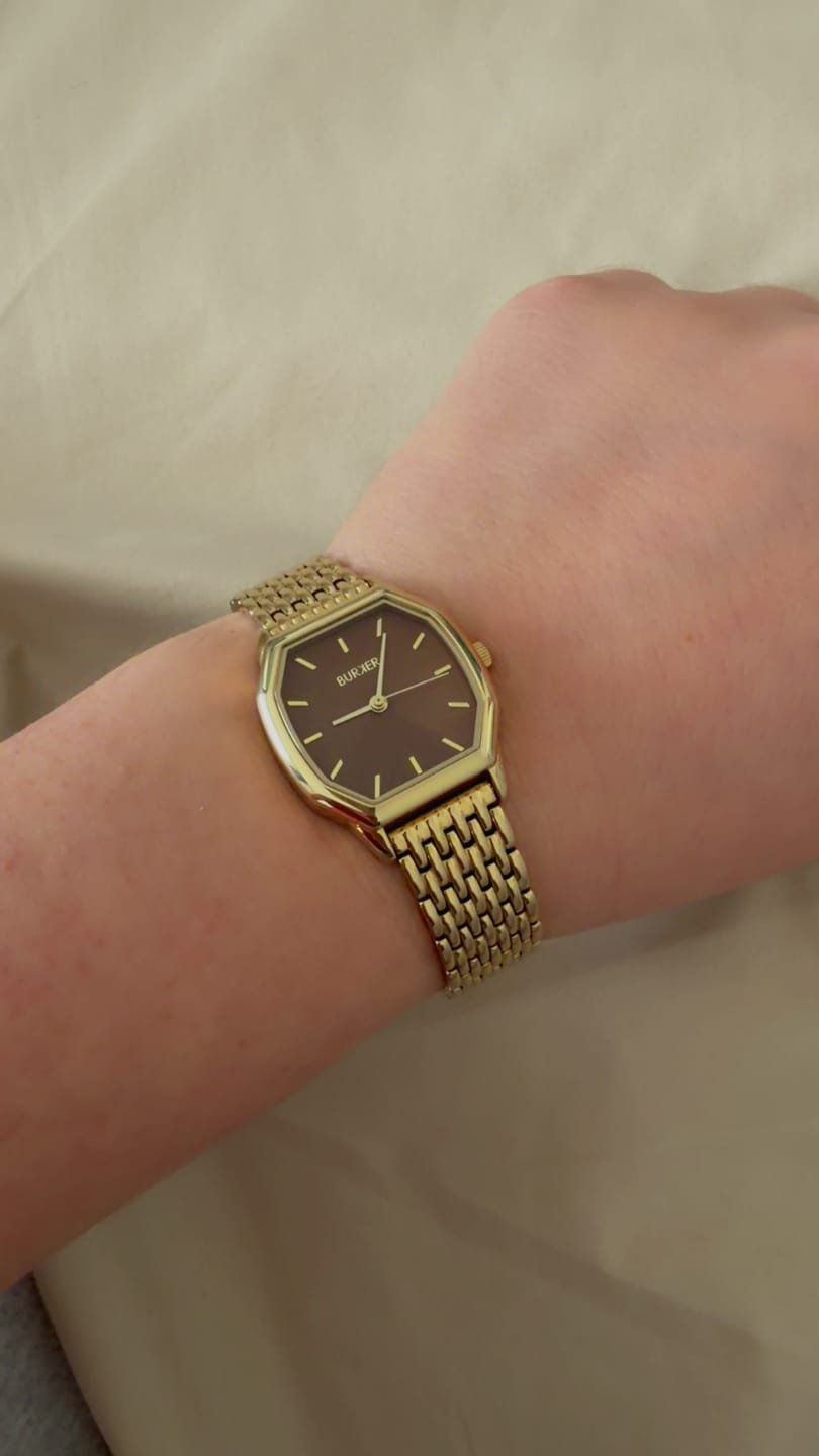Customer photo review of Julia Gold Brown