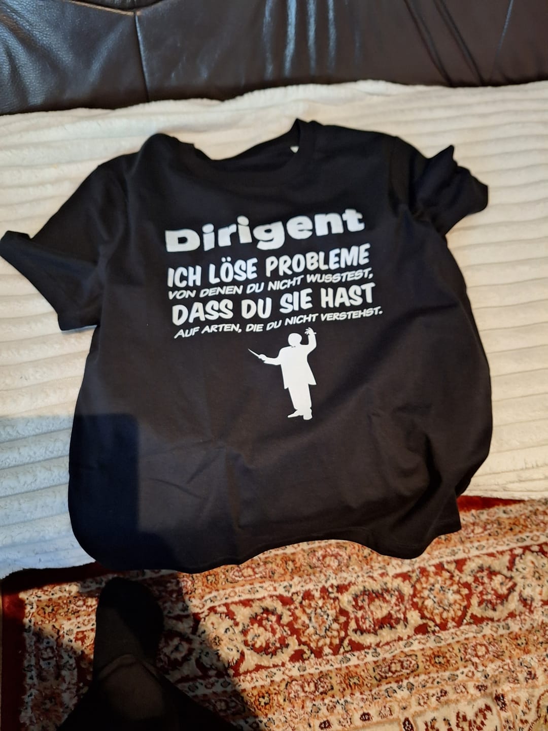 Customer photo review of Dirigenten Sind Problemlöser – Premium Bio Damen T-Shirt