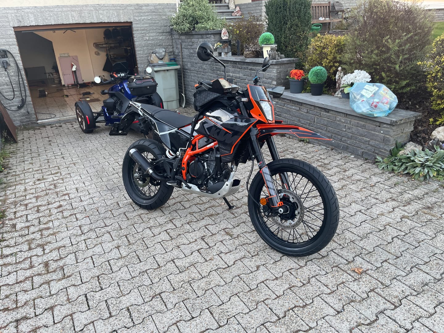 Customer photo review of KTM 125 Enduro R GRAPHICS - "RR-Tech" (Black)