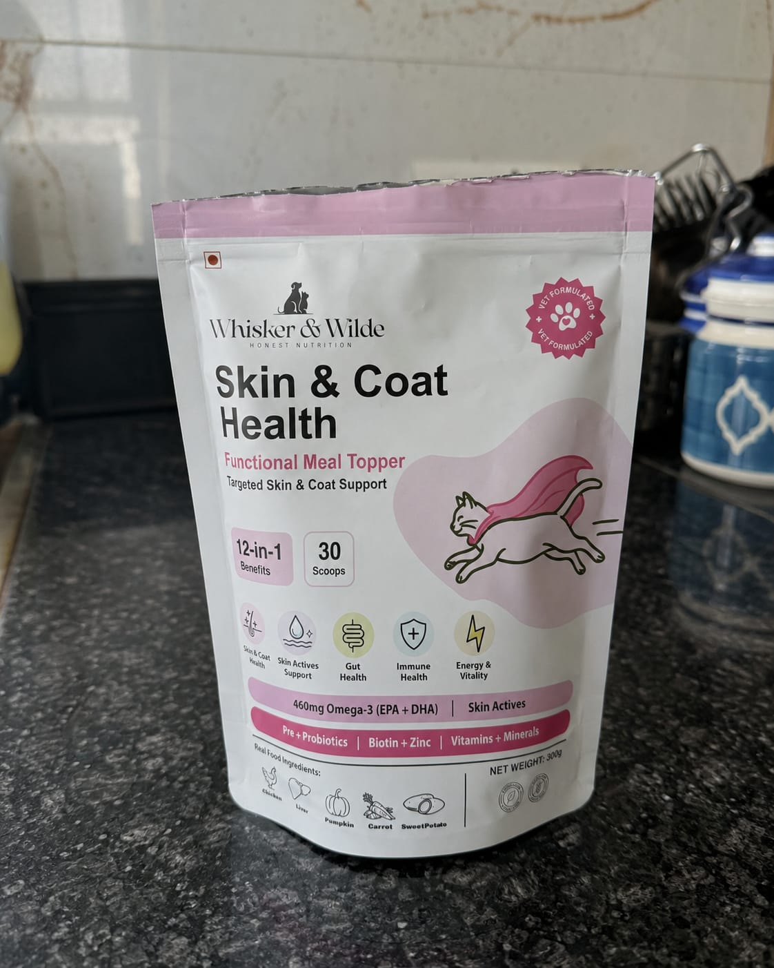 Customer photo review of Skin & Coat Cat Topper · 460mg Omega-3 for Dull Coat, Itchy Skin & Shedding