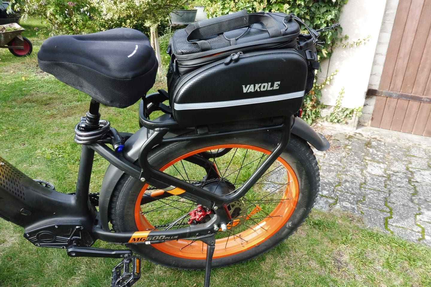 Customer photo review of Vakole Waterproof Bike Rack Bag With Large Capacity (17-35L)