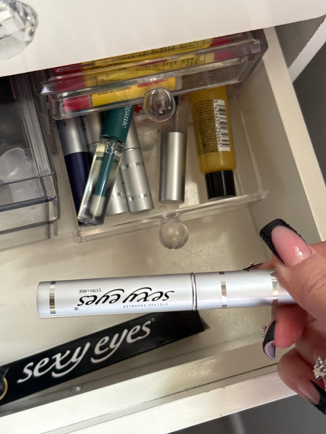 Customer photo review of Sexy Eyes – Lash Growth Serum