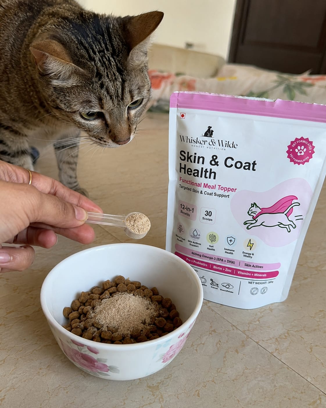 Customer photo review of Skin & Coat Cat Topper · 460mg Omega-3 for Dull Coat, Itchy Skin & Shedding