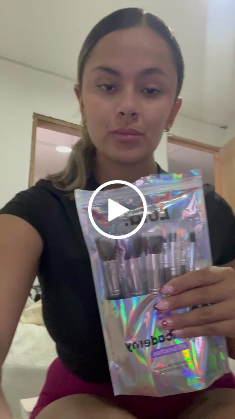 Customer video review of Gel limpiador facial con Ceramidas