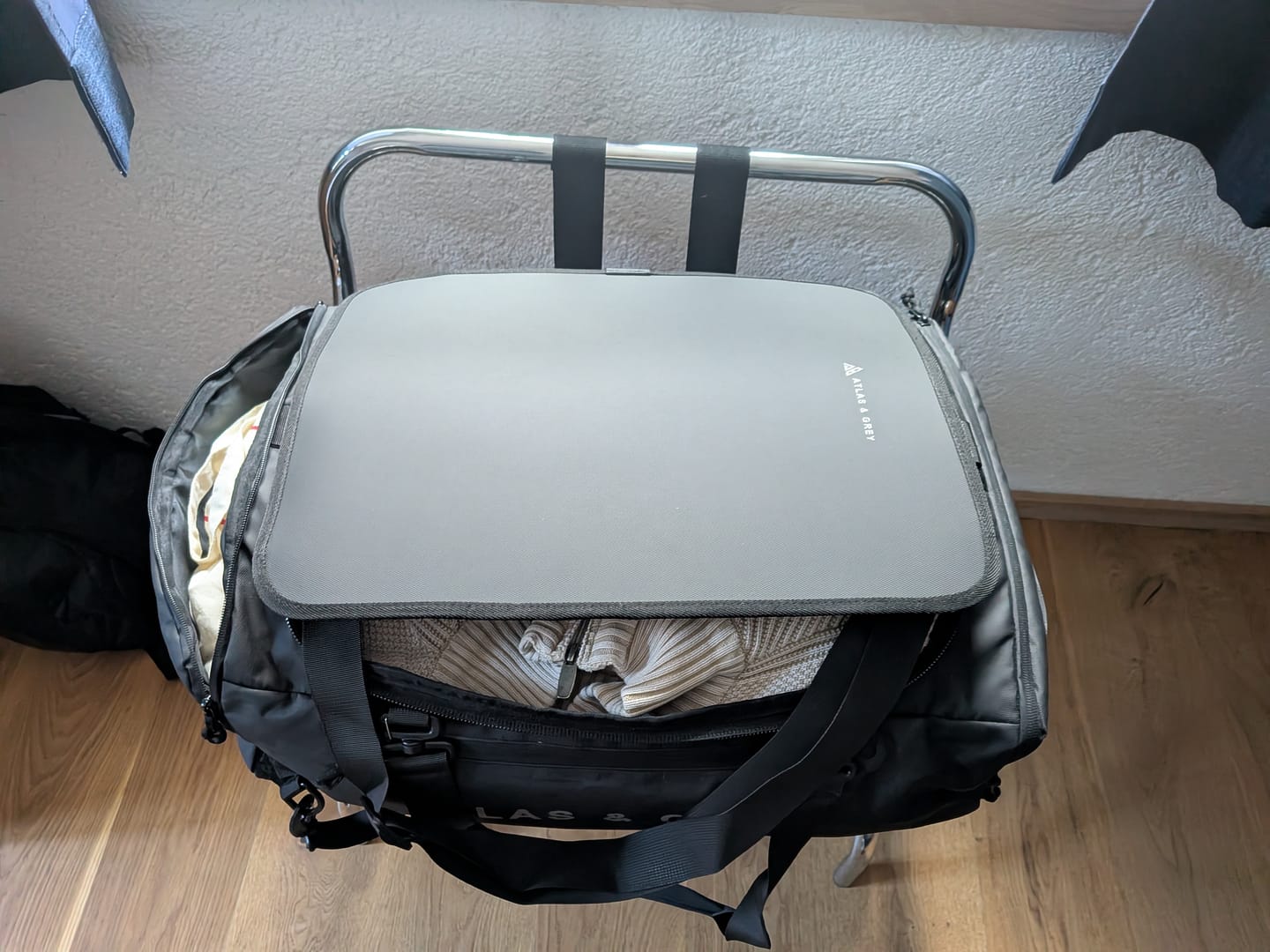 Customer photo review of Travelly Max