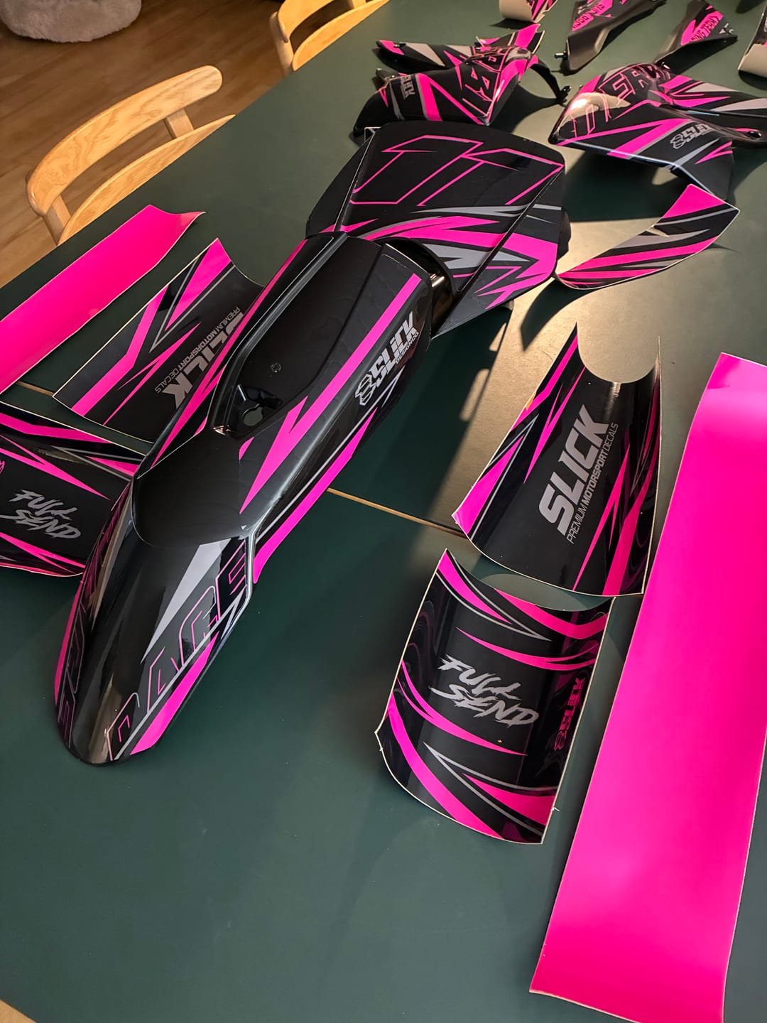 Customer photo review of NEW! FLOWERLINE - GRAPHICS KIT