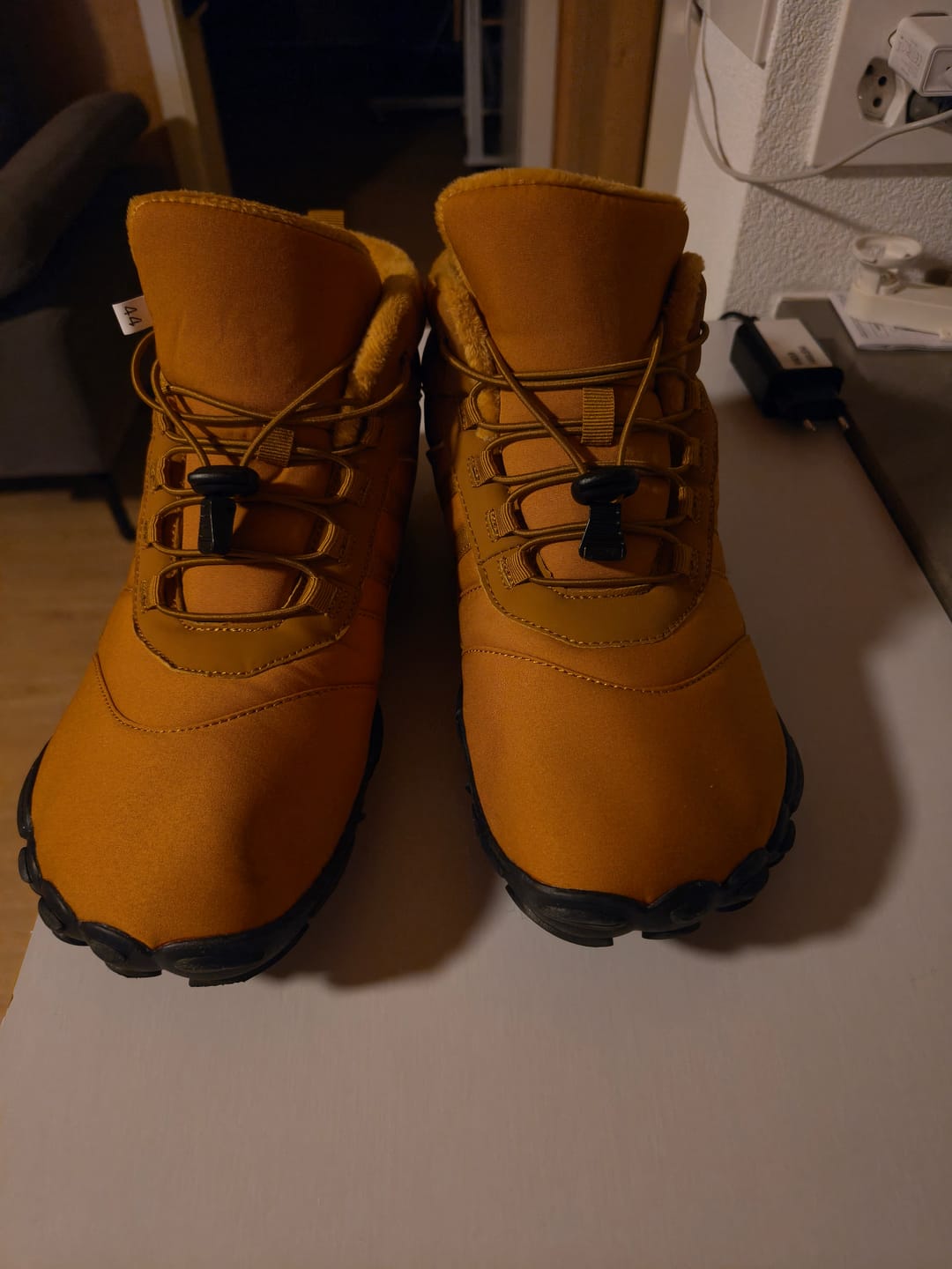 Customer photo review of Yeti-Barfussschuh