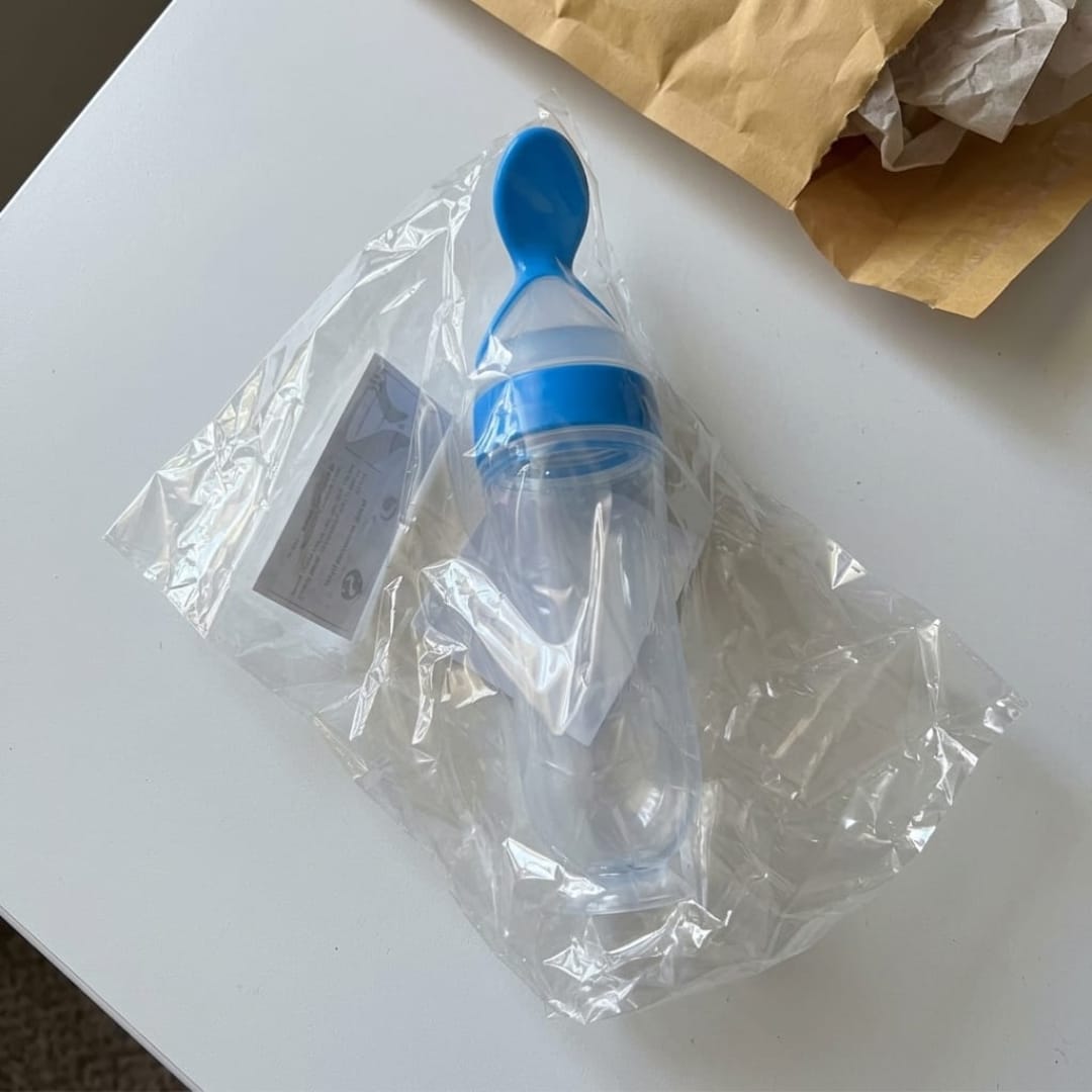 Customer photo review of Biberón cuchara para papillas sin manchas