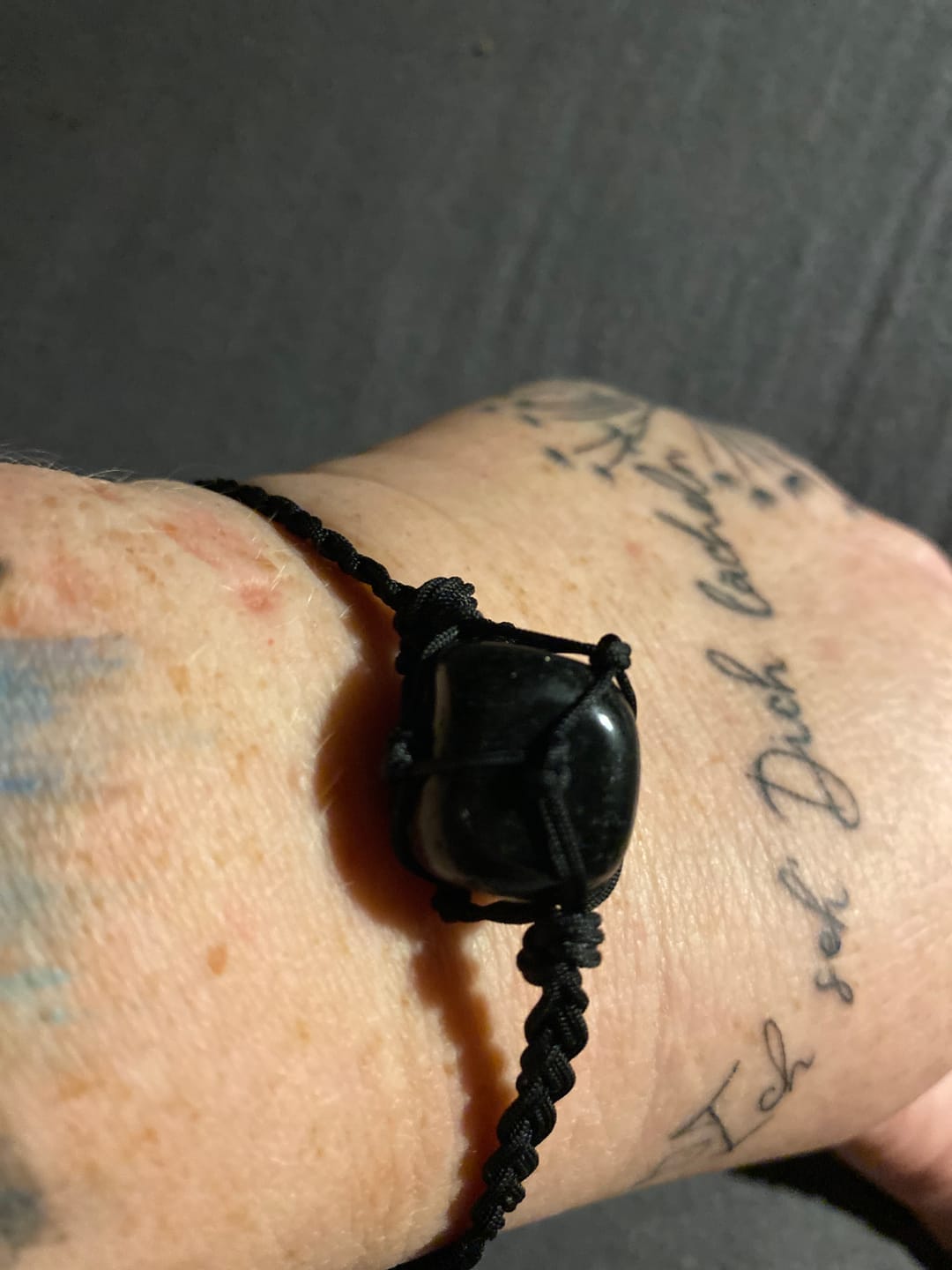 Customer photo review of Obsidian Armband - Natur Stein