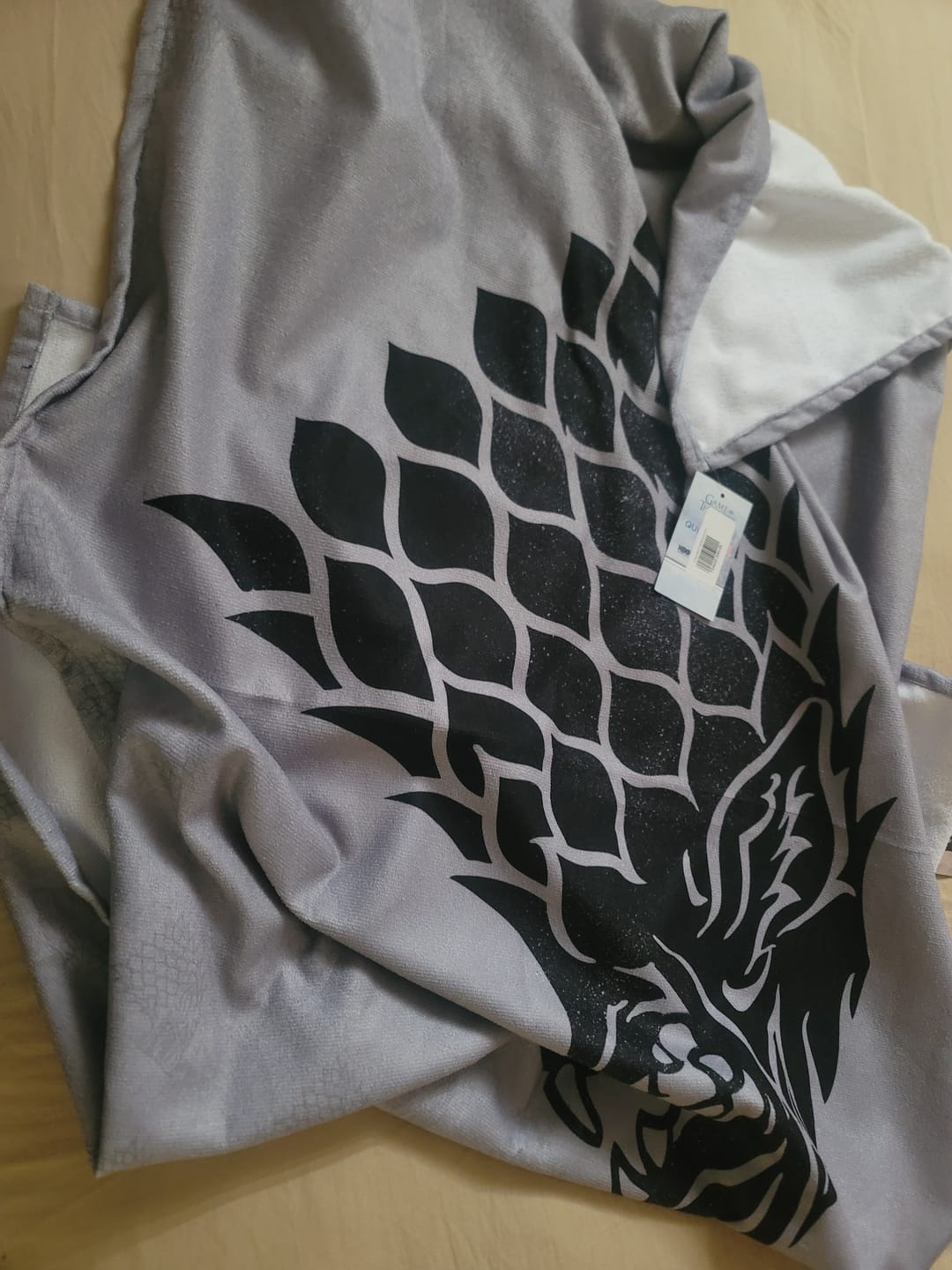Customer photo review of Toalla Game Of Thrones House Stark
