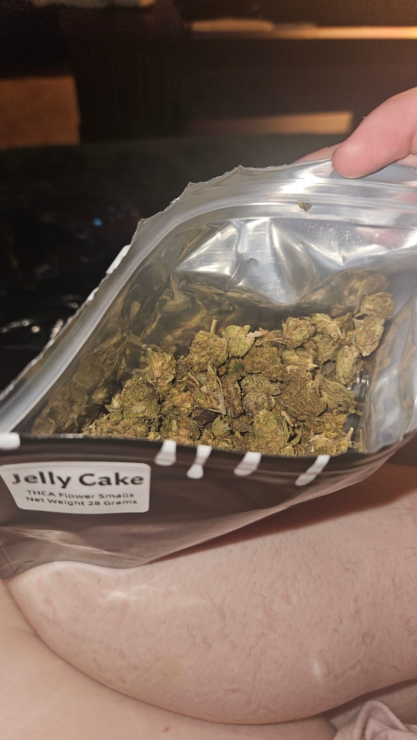Customer photo review of Jelly Cake | THCA Flower