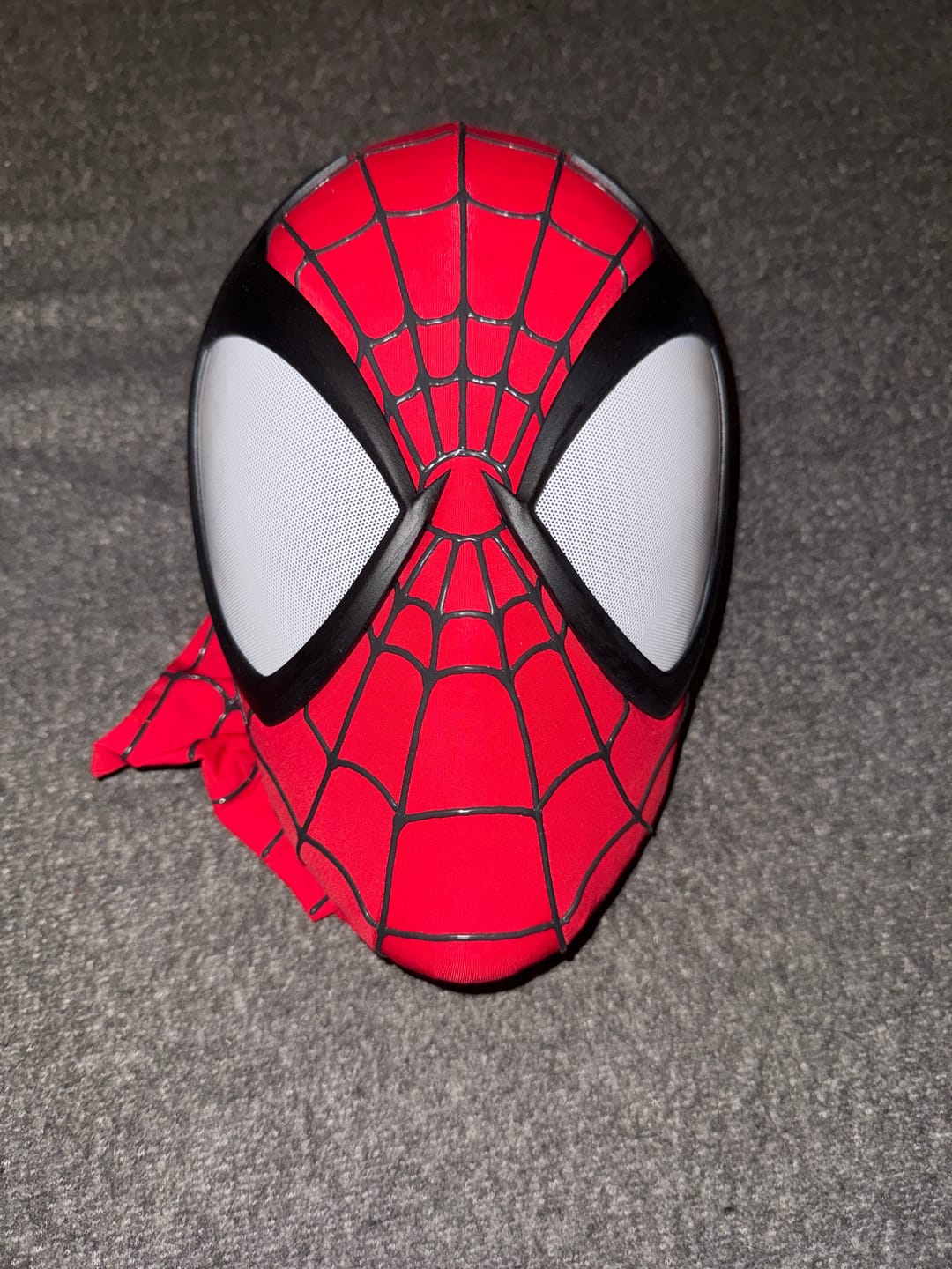 Customer photo review of McFarlane Spider-Man Mask Life Size Wearable ( Raised Texture)