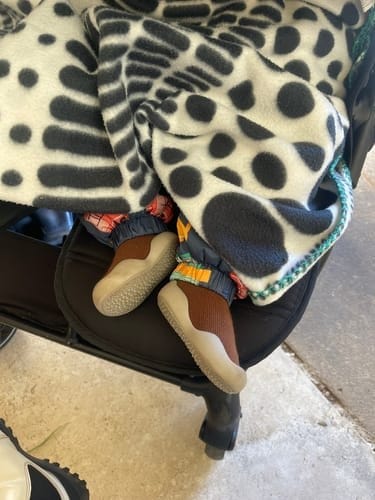 Customer photo review of Kinder Sockenschuhe | Rutschfeste Lauflernschuhe für Kleinkinder