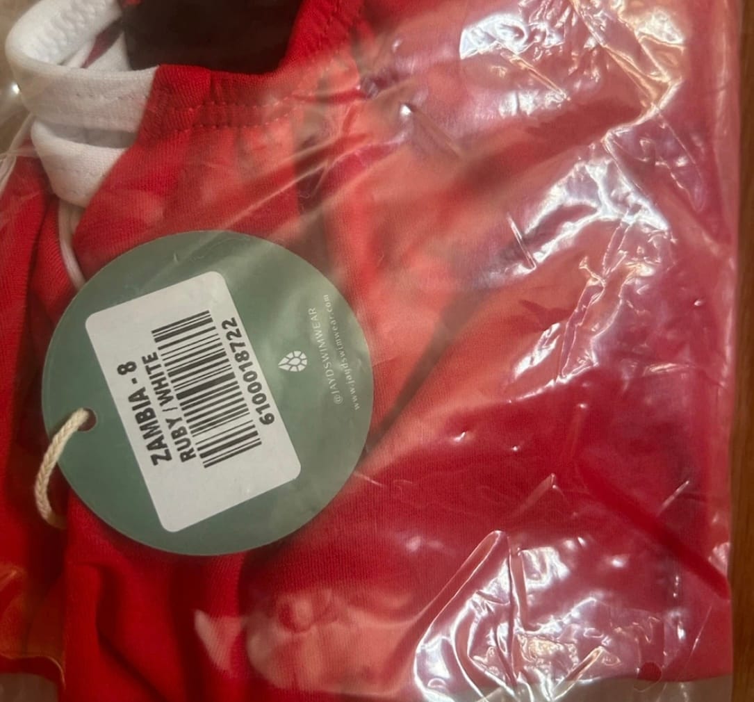 Customer photo review of ZAMBIA ONE PIECE - Ruby|White
