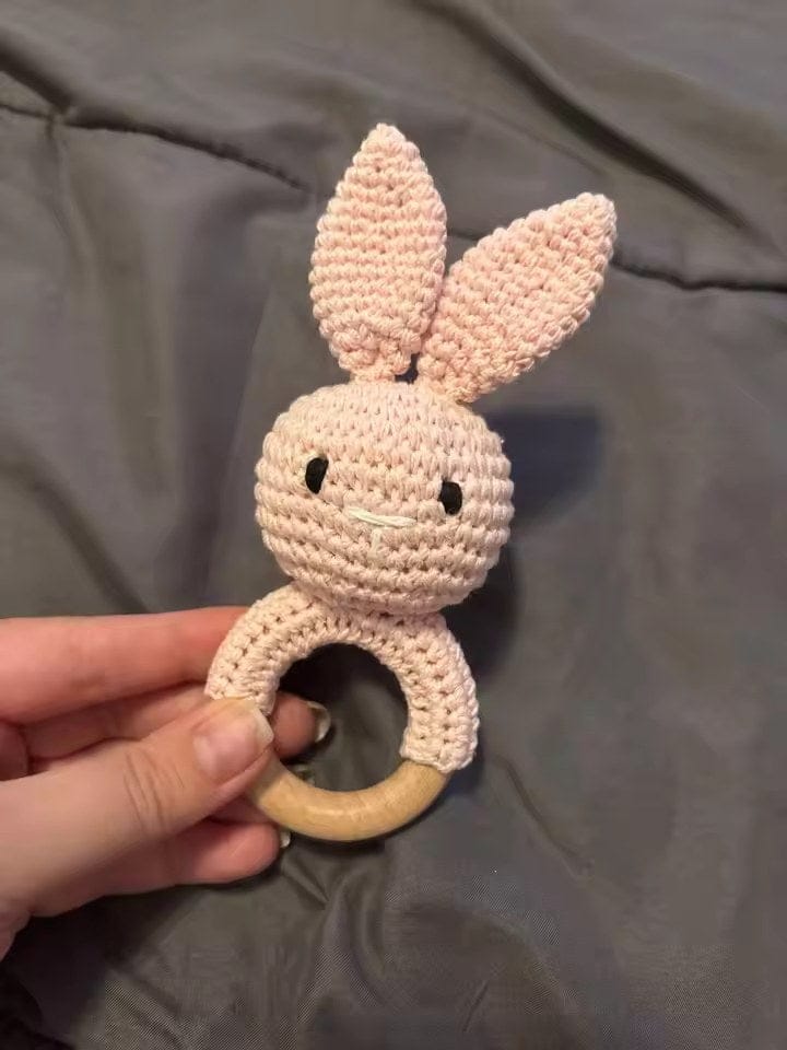 Customer photo review of CuddleRattle – Gehäkelte Babyrassel | Weicher Greifling mit Holzring