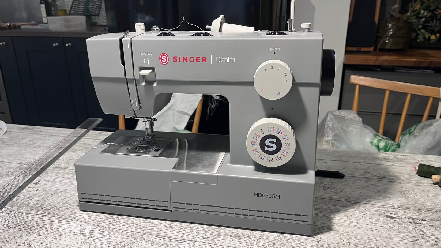 Customer photo review of Singer Heavy Duty 4423 Sewing Machine - Free Upgrade option to new 32 stitch pattern now available - Which? Best Buy 3 years running - 30% faster 60% stronger
