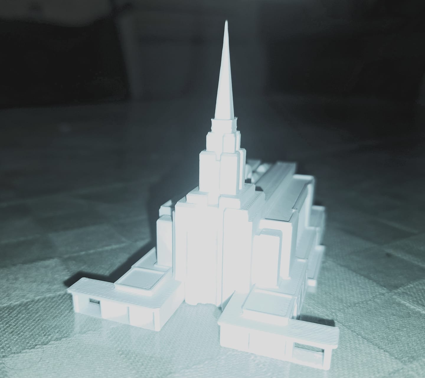 Customer photo review of Oquirrh Mountain Utah Temple Christmas Ornament