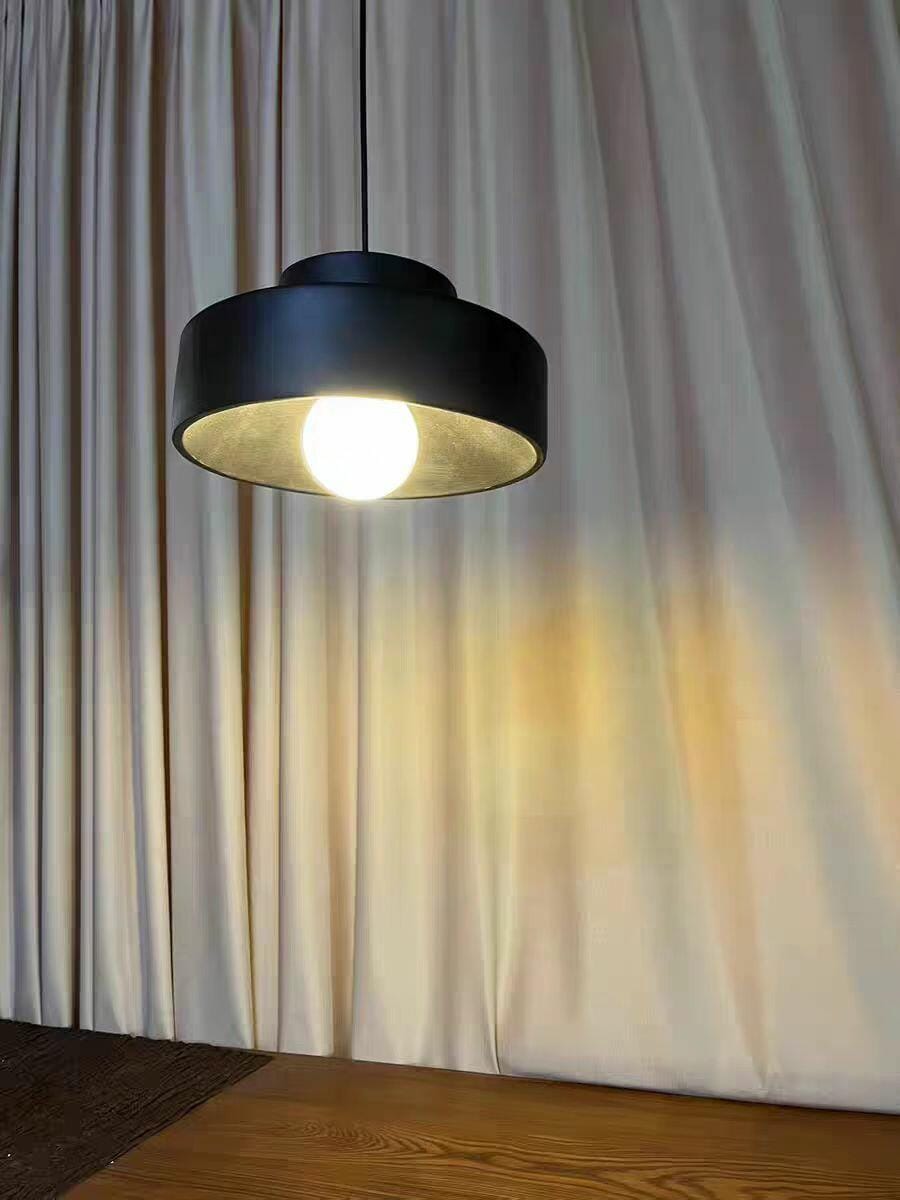 Customer photo review of Modern Resin Pendant Light, Compact 30 cm, Adjustable Height