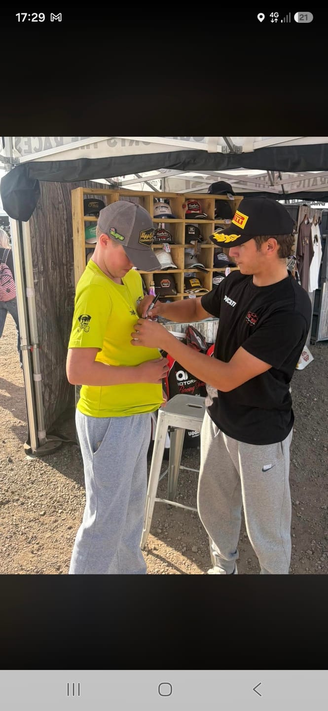 Customer photo review of Kyle Ryde Home Round Fluro T-Shirt [Limited Edition]